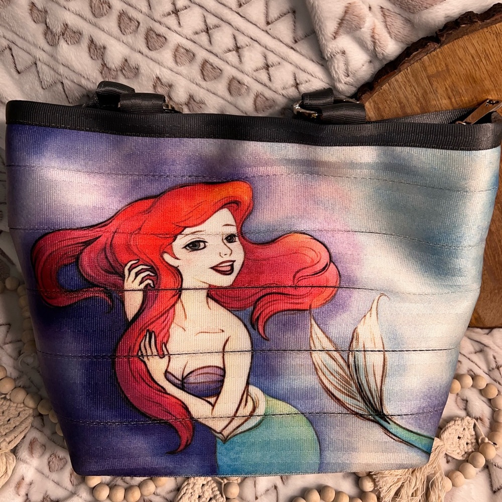 Harvey’s Disney Couture Little Mermaid purse and matching wallet - Picture 2 of 8